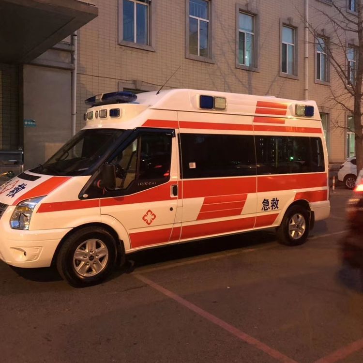 扬中夜间租赁救护车护送病人转院：安全转运的 8 大核心注意事项